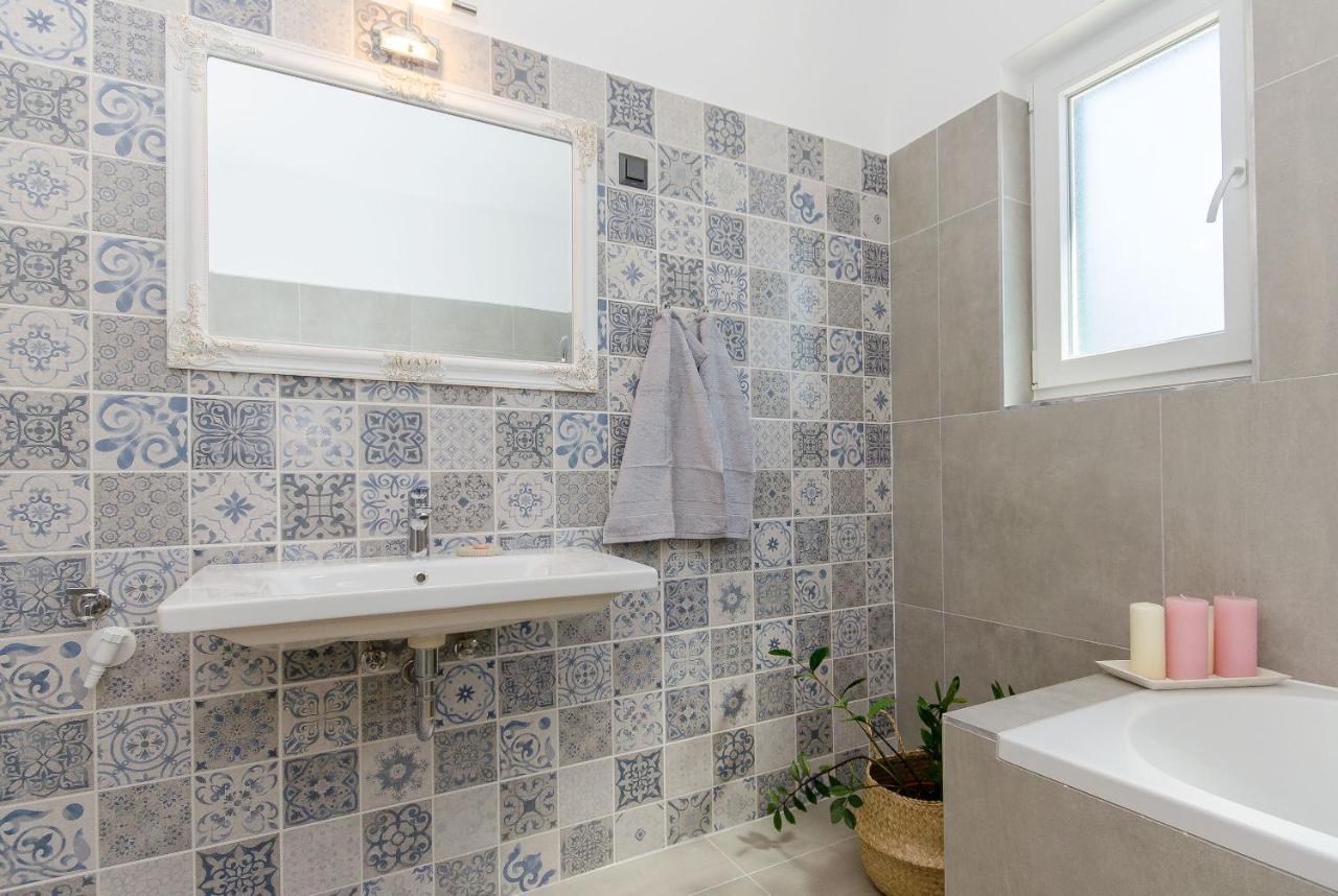 Villa Dupla Kanica Sevid Extérieur photo